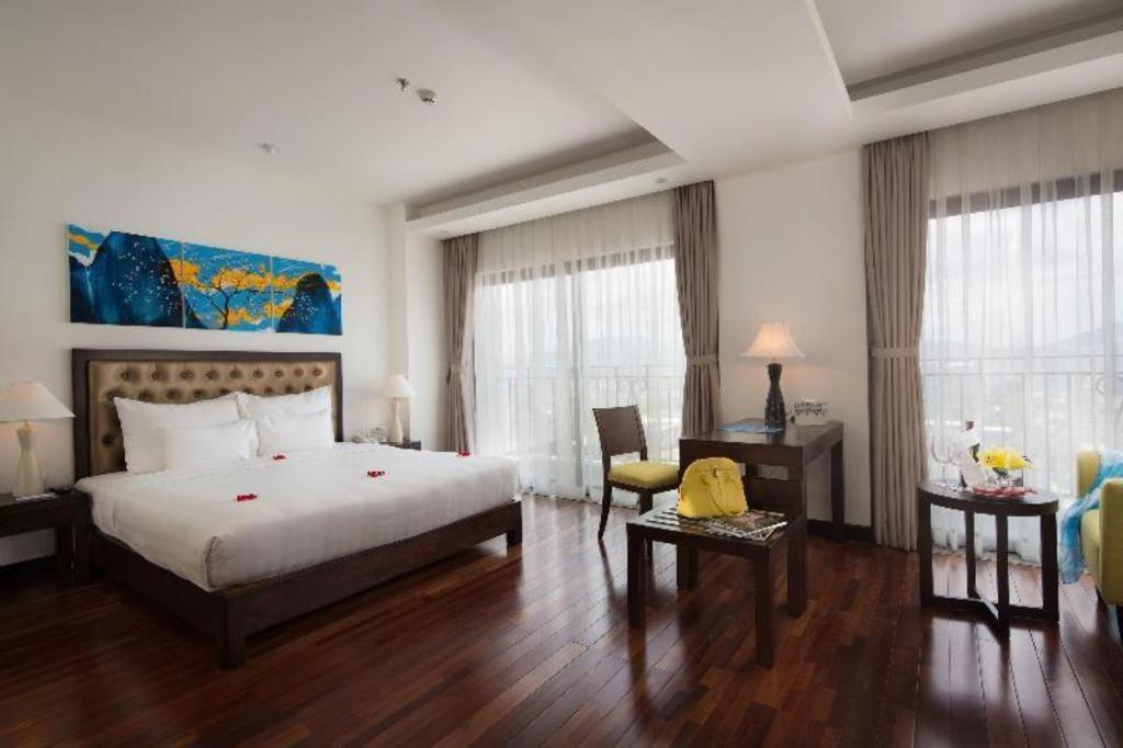 Legendsea Hotel Nha Trang Exterior foto